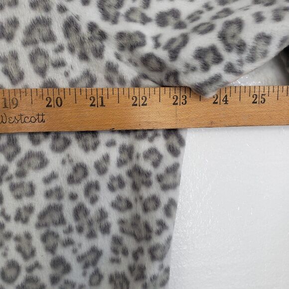 Muk Luks Women's Large Hooded Animal Print Night Shirt Night Gown with Pockets - Picture 5 of 9